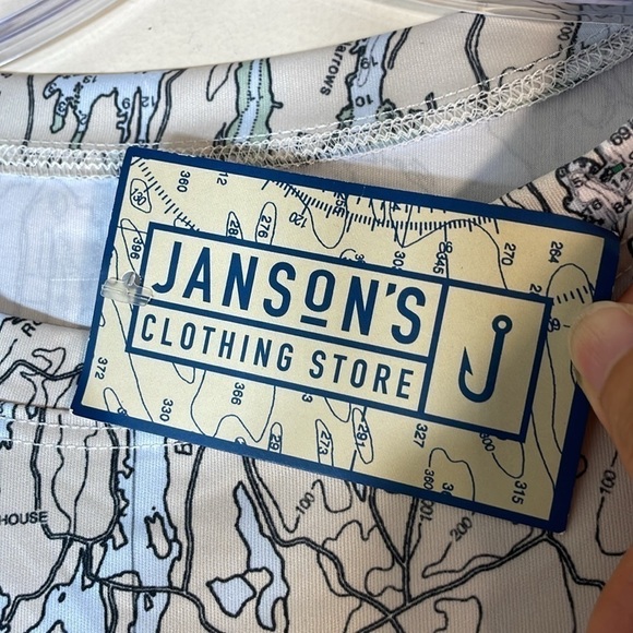 NWT. Janson’s Small Map Print Long Sleeve Tee. - Picture 2 of 9